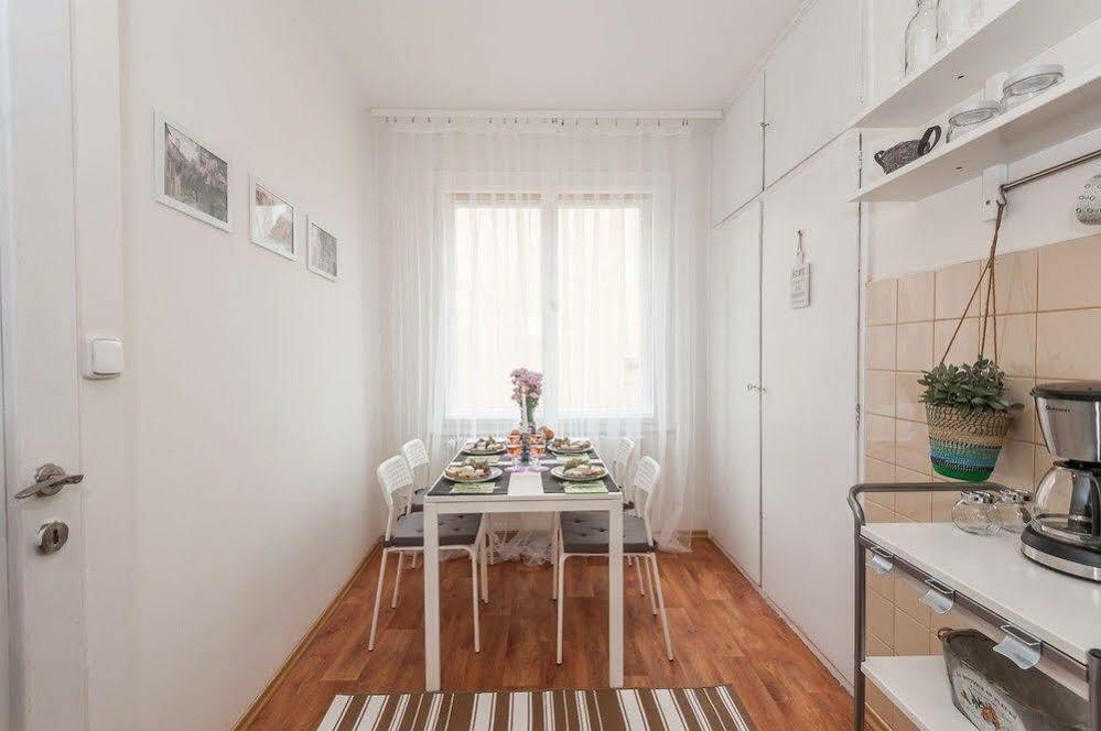 Apartment Na Zborenci 10 *