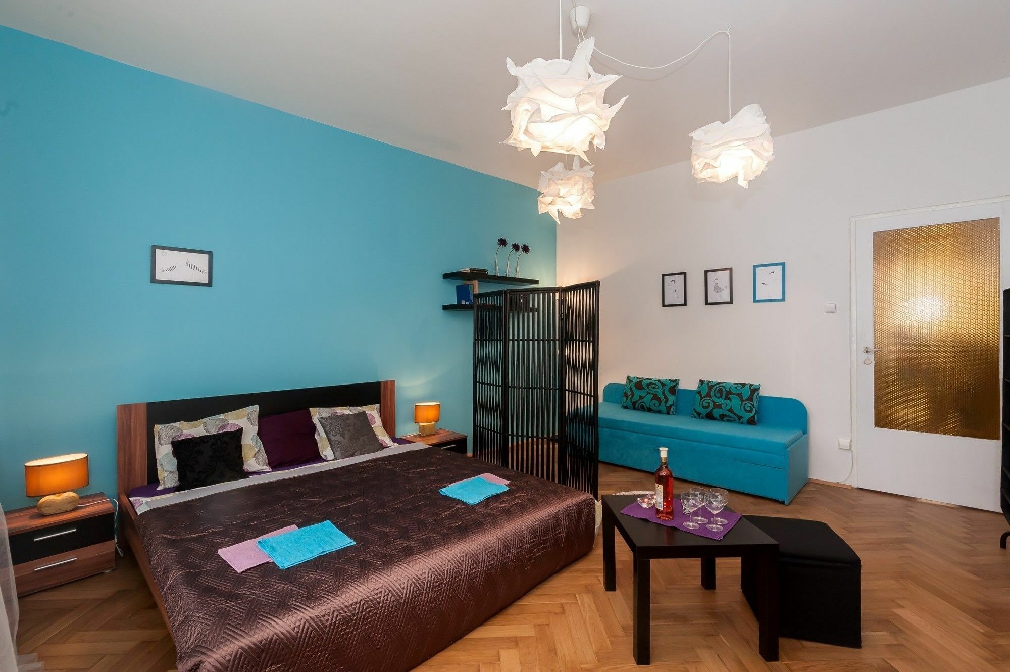 Na Zborenci 10 Apartment